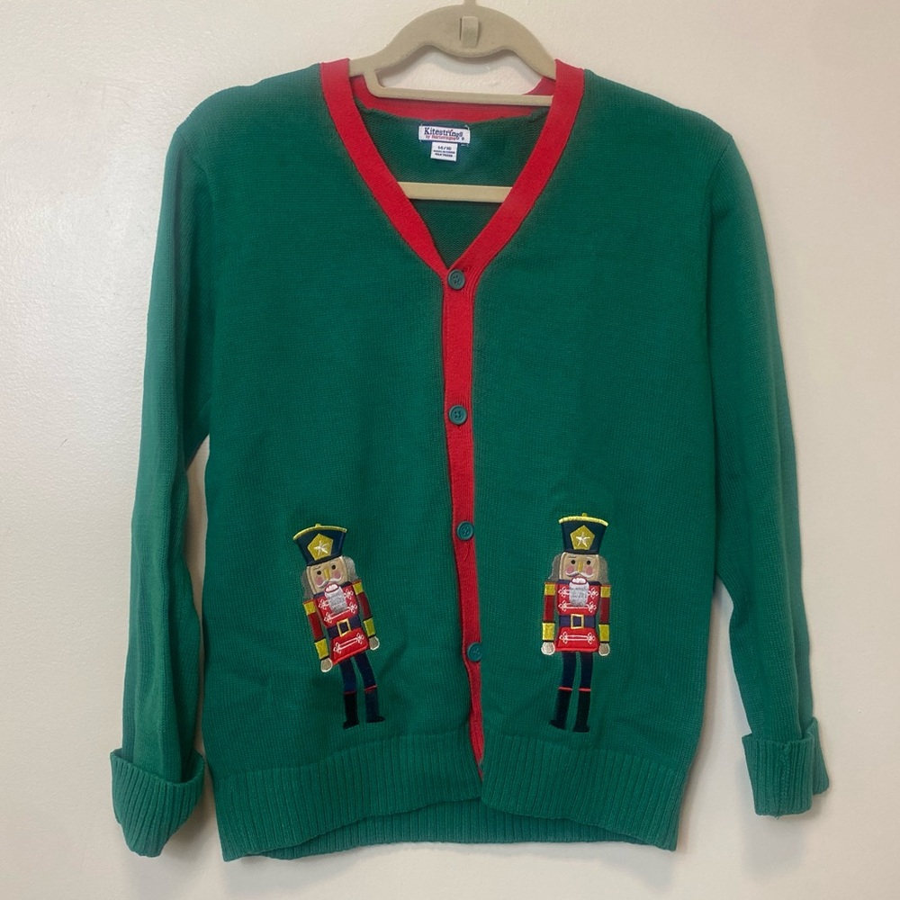 Kite Strings Boys V-Neck Cardigan. Green and Red. Size 14/16 NWOT.